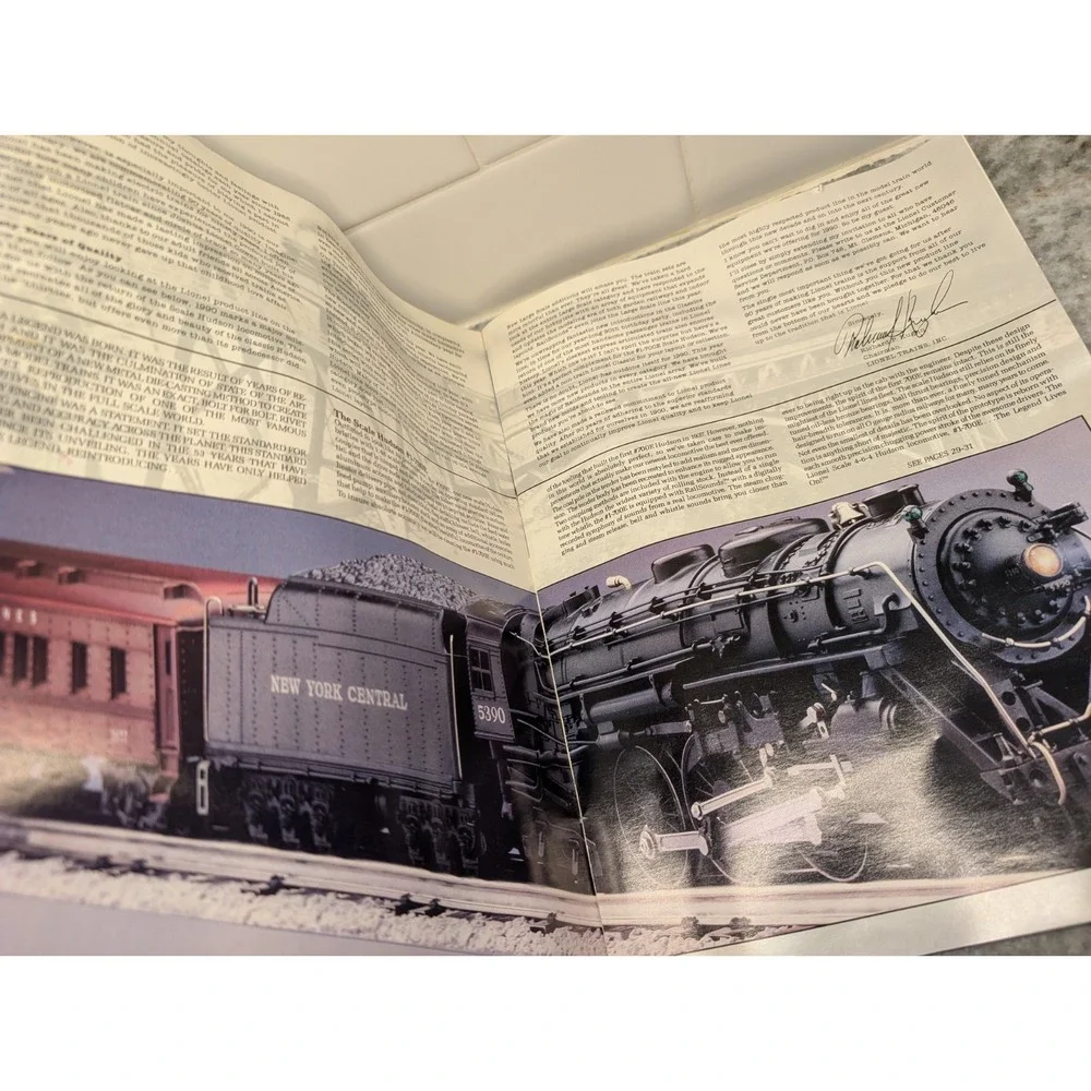 1990 Lionel Electric Trains and Accessories Catalog - Book‎ Two